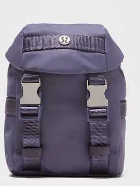 lululemon athletica Men's Utility Belt Bag in Deep Purple